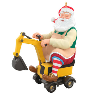 Hallmark Toymaker Santa Ornament